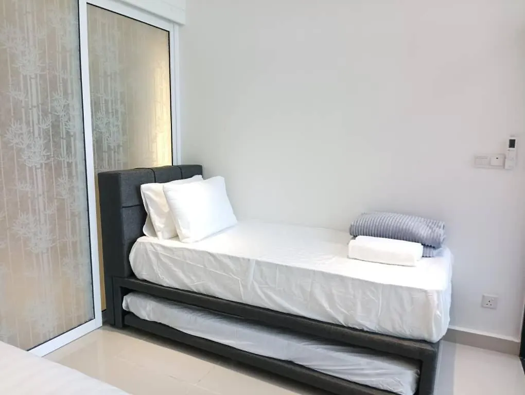 아파트 K Seaview Designer Suites At The Shore, 코타키나발루 말레이시아